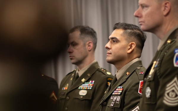 SW Hosts Future Mexican Border Defense Medal Recipients at the Pentagon