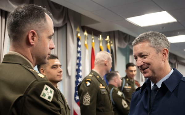 SW Hosts Future Mexican Border Defense Medal Recipients at the Pentagon