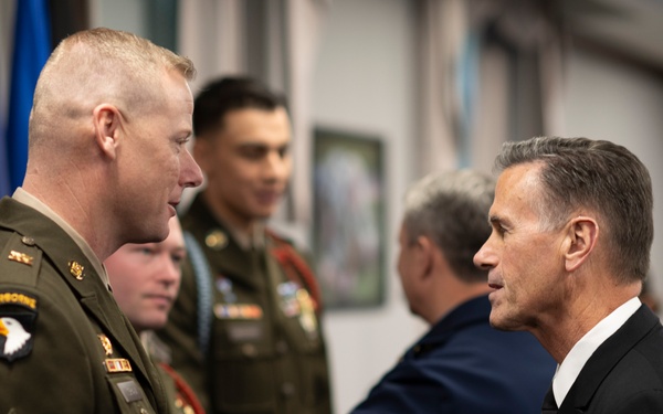 SW Hosts Future Mexican Border Defense Medal Recipients at the Pentagon