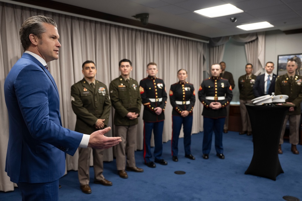 SW Hosts Future Mexican Border Defense Medal Recipients at the Pentagon