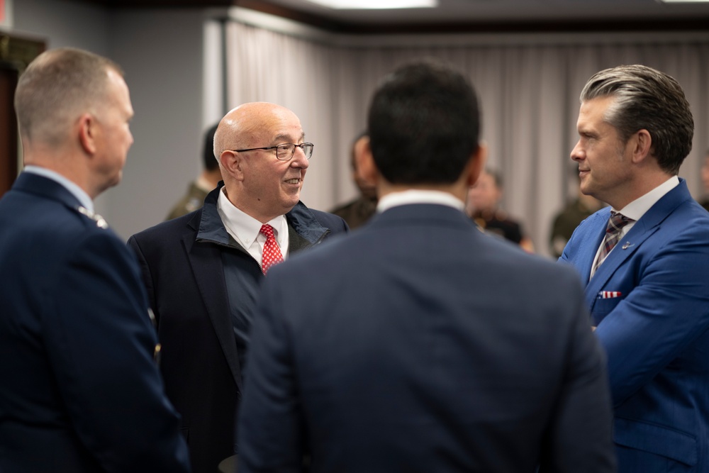 SW Hosts Future Mexican Border Defense Medal Recipients at the Pentagon