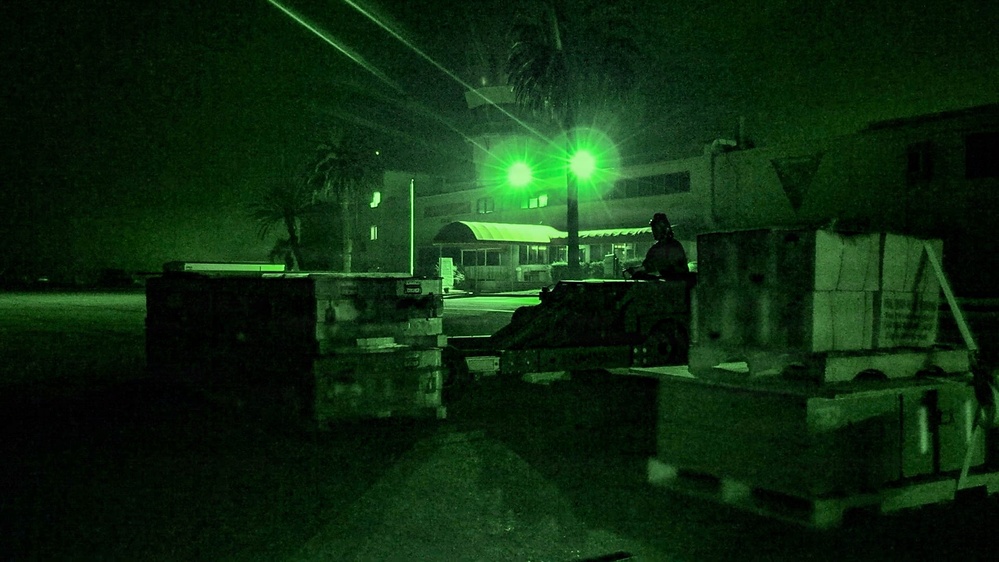 Steel Knight 25: MALS-11 and HMH-465 deliver ordnance from Victorville node