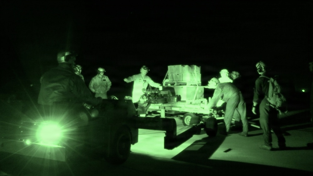 Steel Knight 25: MALS-11 and HMH-465 deliver ordnance from Victorville node