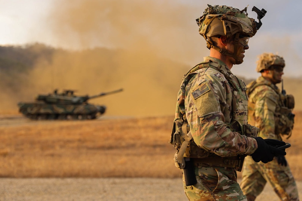 4-9 Infantry Trains During Combined Arms Live Fire