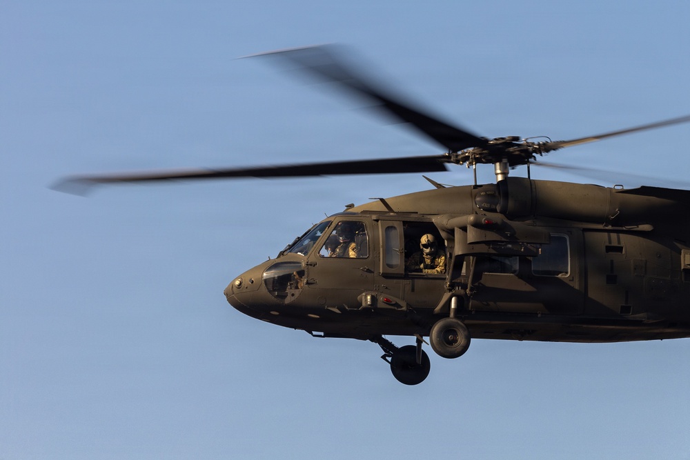 Korea Viper 26.1 | V16 Conducts Flyaway Drills