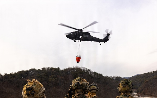 Korea Viper 26.1 | V16 Conducts Flyaway Drills