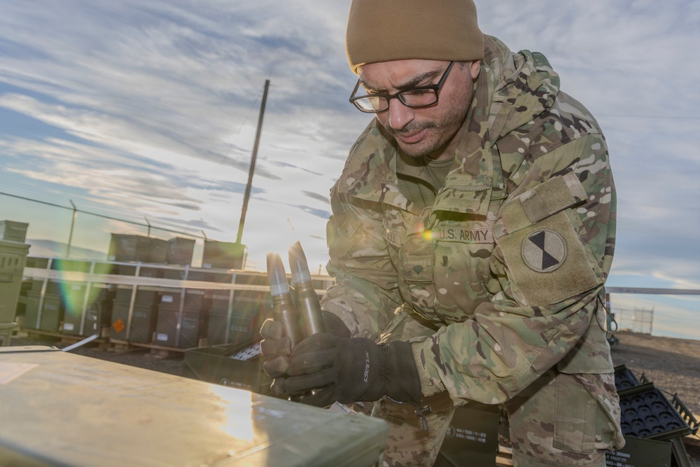 1-2 Stryker Brigade Combat Team Conducts 30mm Training