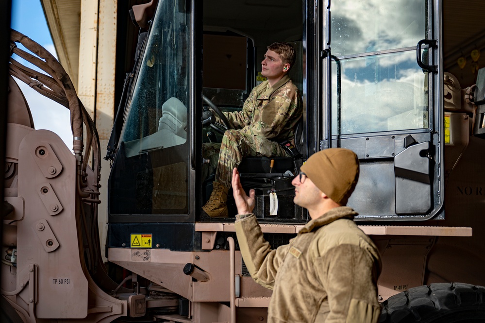 35th FW receives F-35 equipment