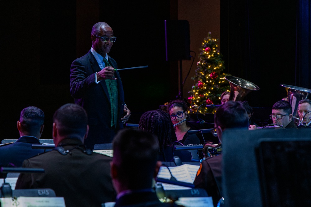 First Team Band spreads Christmas cheer at Ellison High School