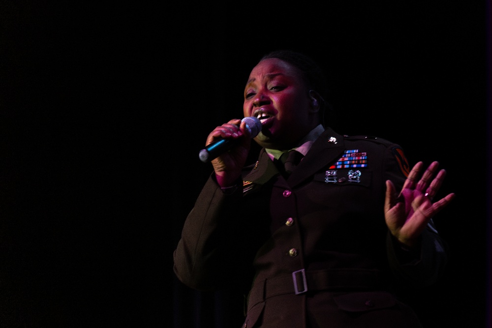 First Team Band spreads Christmas cheer at Ellison High School