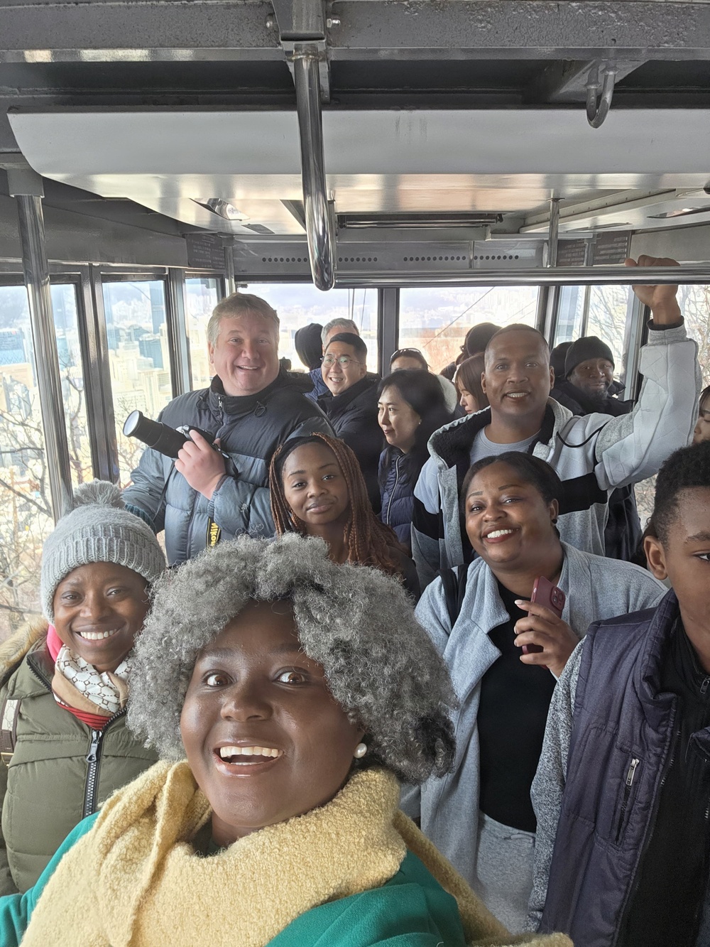 USAG Humphreys community members explore Korean culture in Seoul