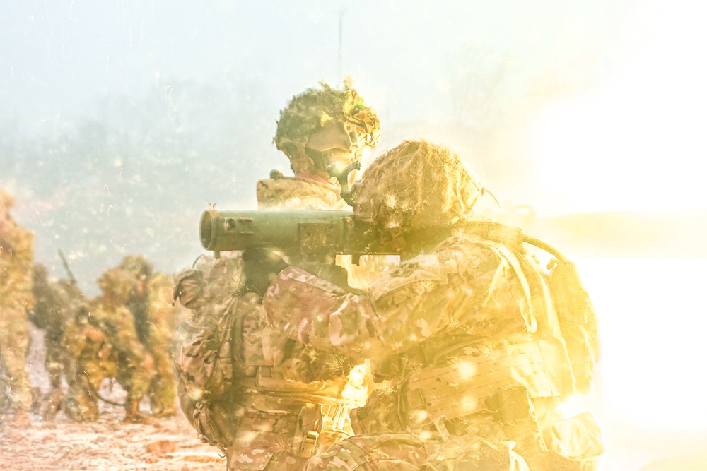 1-38 Infantry Trains During Combined Arms Live Fire