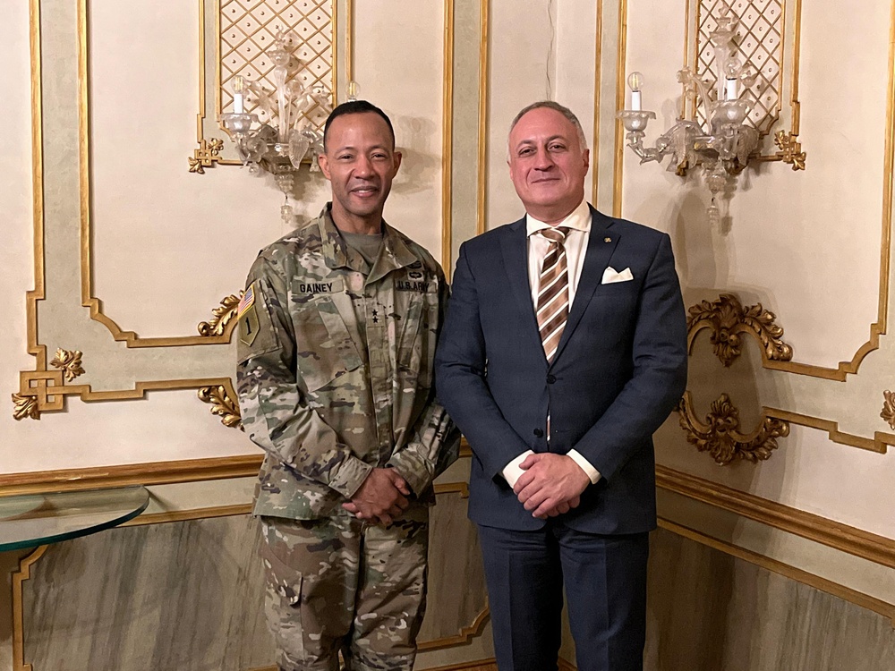 SETAF-AF deepens ties with Vicenza leadership