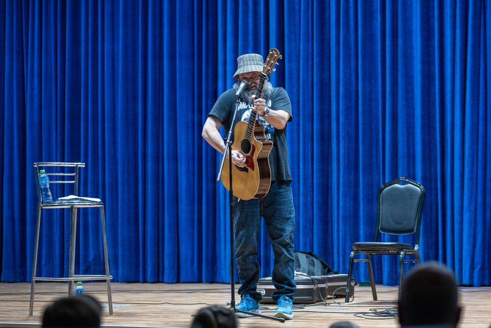 Chris Newburgh visits the 386th