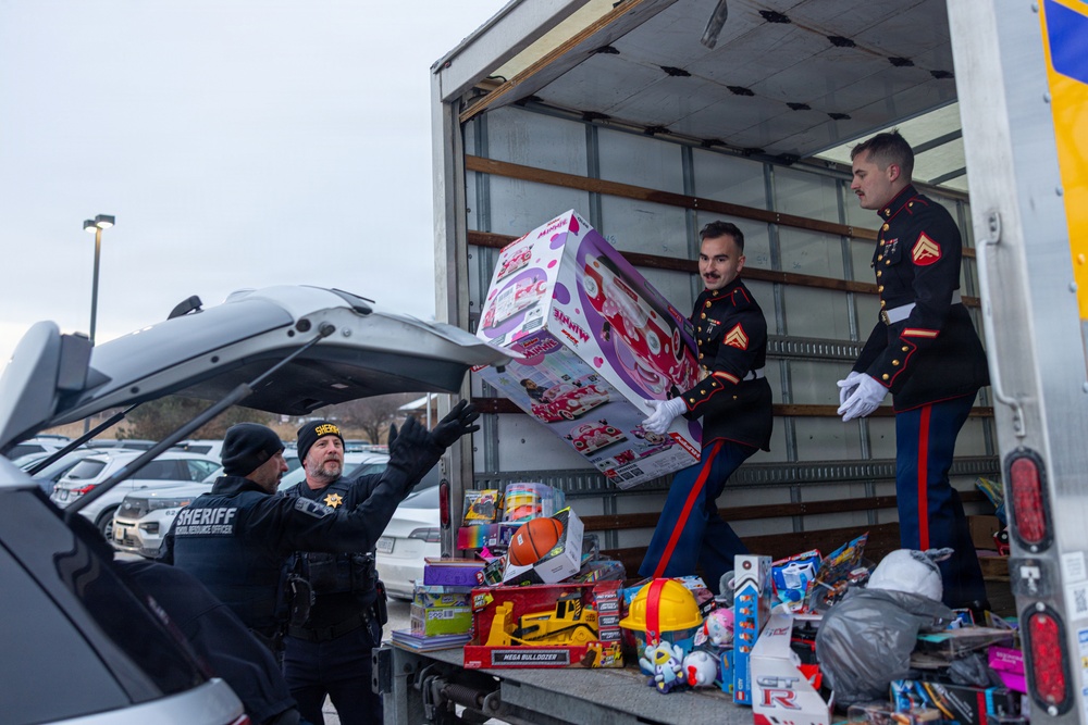 MACG-48 Toys for Tots Event