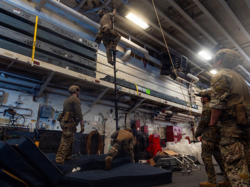 22nd MEU(SOC) | MSPF Conducts Hook and Climbing Training Aboard the USS Iwo Jima