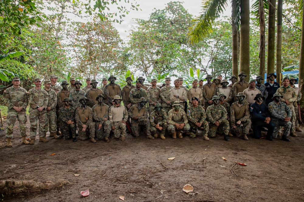 Combined Jungle Operations Training Course Class 26-2: Graduation