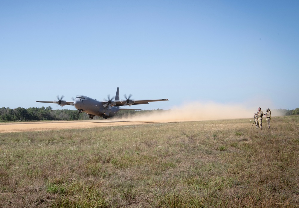 Air Force’s Air Mobility Liaison Officer Qualification Course at Fort McCoy