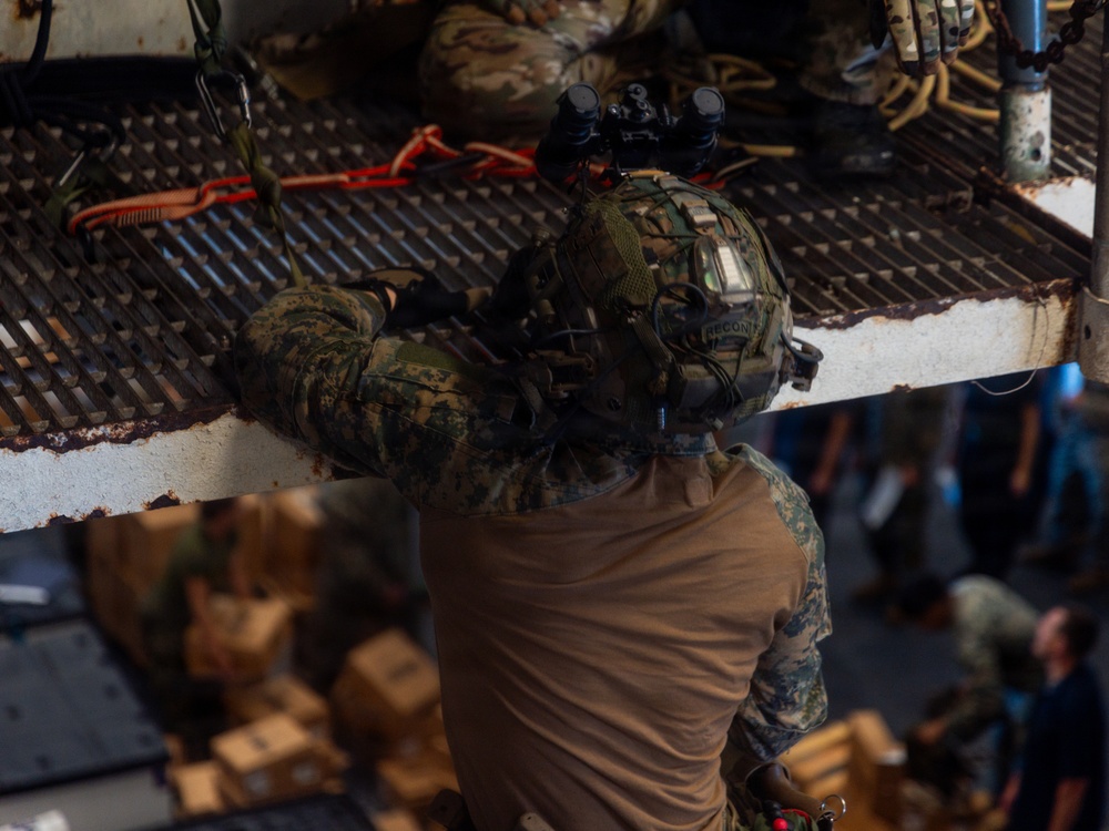 22nd MEU(SOC) | MSPF Conducts Hook and Climbing Training Aboard the USS Iwo Jima