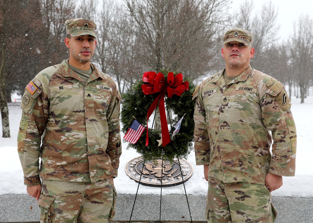 Solemn Tribute: NY National Guard's Rainbow Division Lays Wreaths at Saratoga National Cemetery