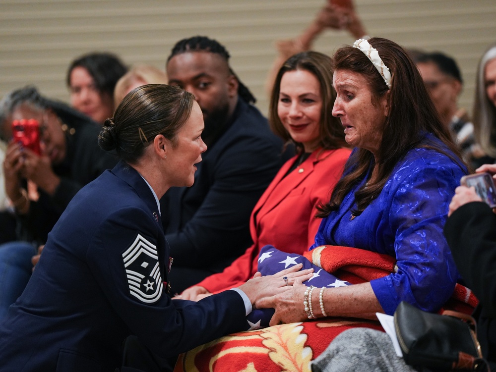Retirement ceremony celebrates career of CMSgt Candi Schneider