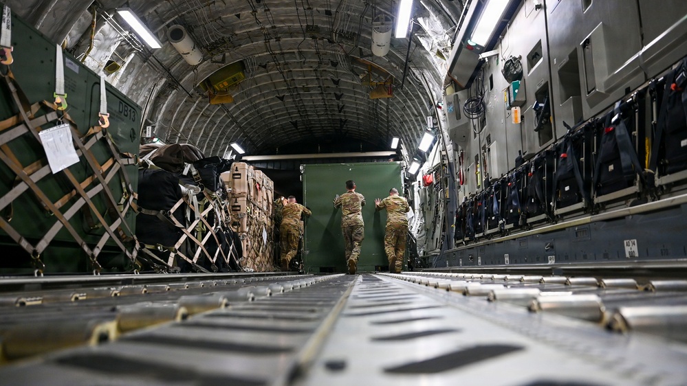 C-17 lands in Puerto Rico carrying cargo and Guardians