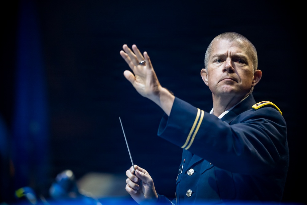 2025 Holiday in Blue