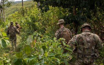 27th Infantry Regiment trains with Malaysian Army counterparts