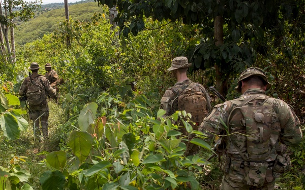 27th Infantry Regiment trains with Malaysian Army counterparts