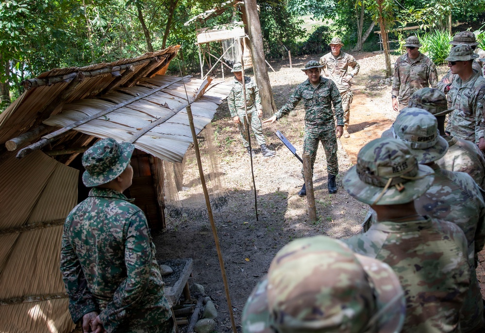 27th Infantry Regiment conducts jungle survival training in Malaysia