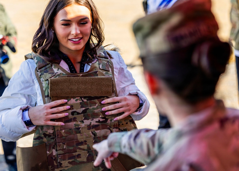 Dallas Cowboys Players and Cheerleaders Visit Fort Sill