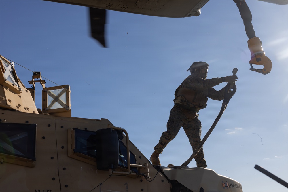Battalion Field Exercise | Combat Logistics Battalion 22 Conducts Helicopter Support Team Operations