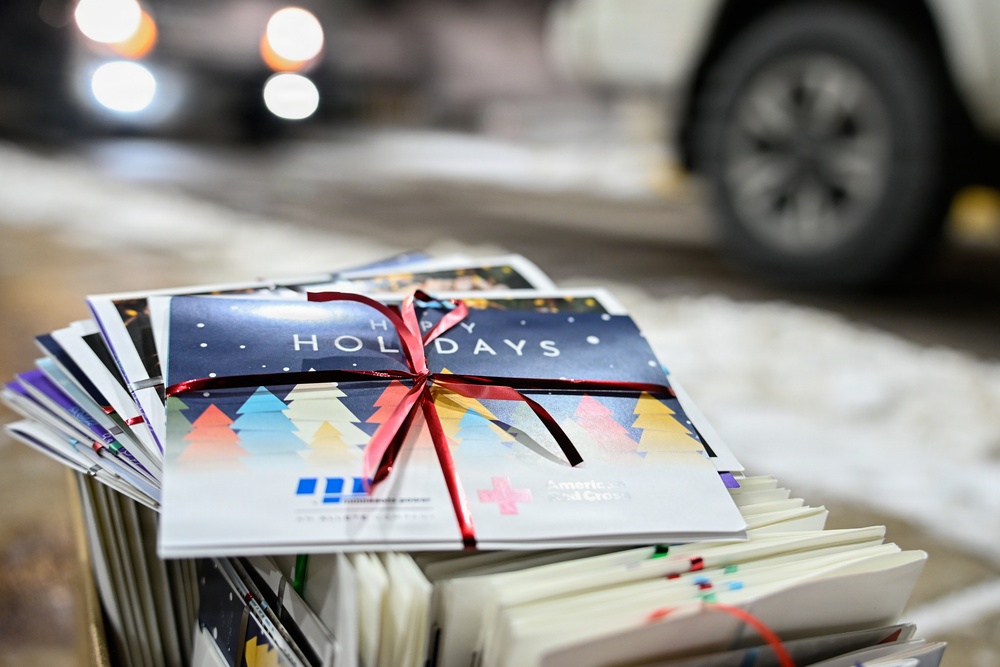 Holiday Cards for Heroes