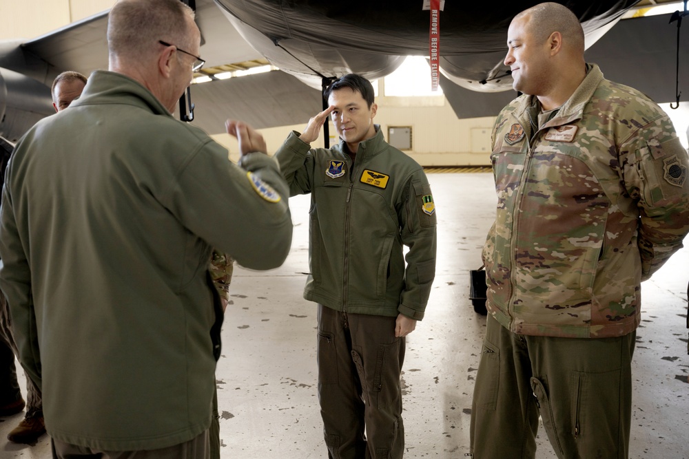 Lt. Gen. Healy visits Barksdale, underscores reserve bomber readiness