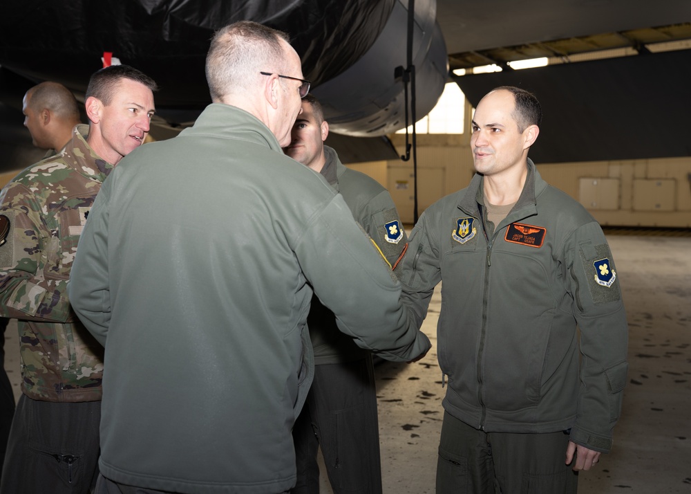 Lt. Gen. Healy visits Barksdale, underscores reserve bomber readiness