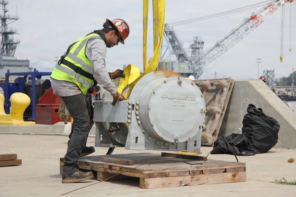 NAVFAC EXWC Tests, Evaluates Modular Barge System for Warfighter Needs