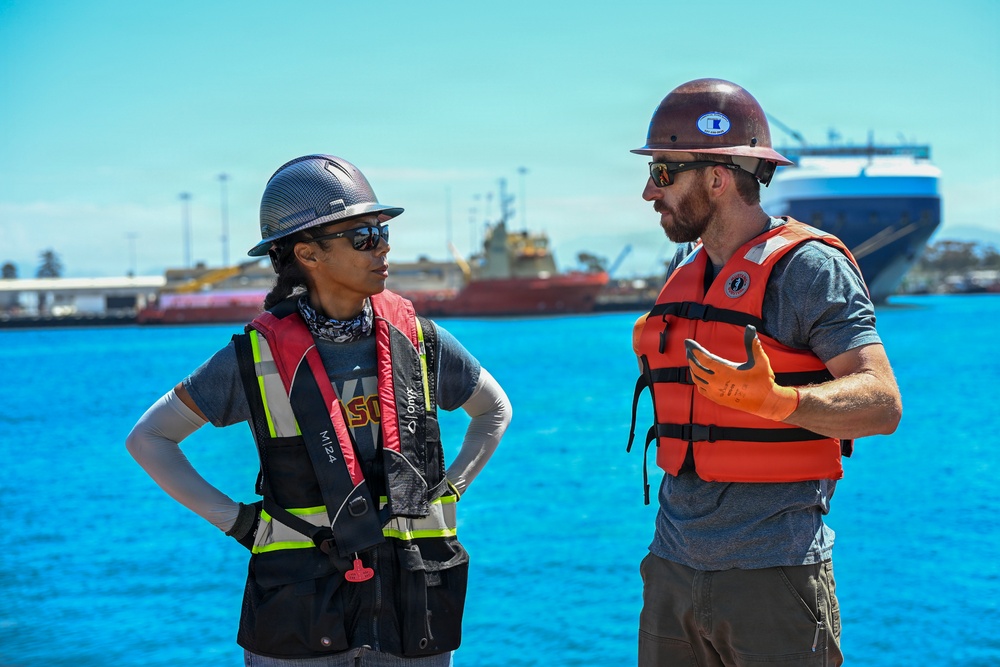 NAVFAC EXWC Tests, Evaluates Modular Barge System for Warfighter Needs