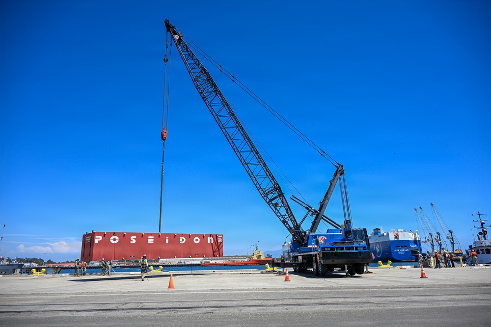 NAVFAC EXWC Tests, Evaluates Modular Barge System for Warfighter Needs