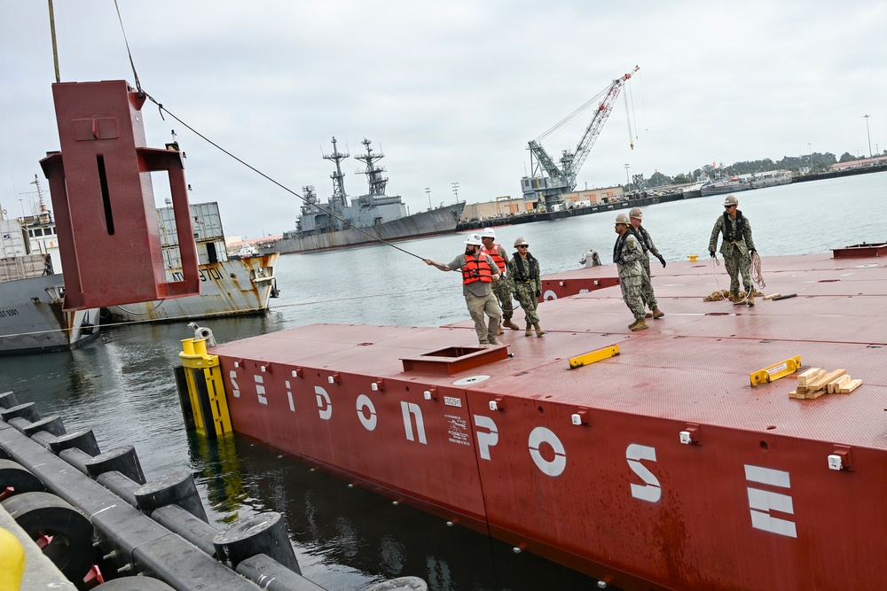 NAVFAC EXWC Tests, Evaluates Modular Barge System for Warfighter Needs