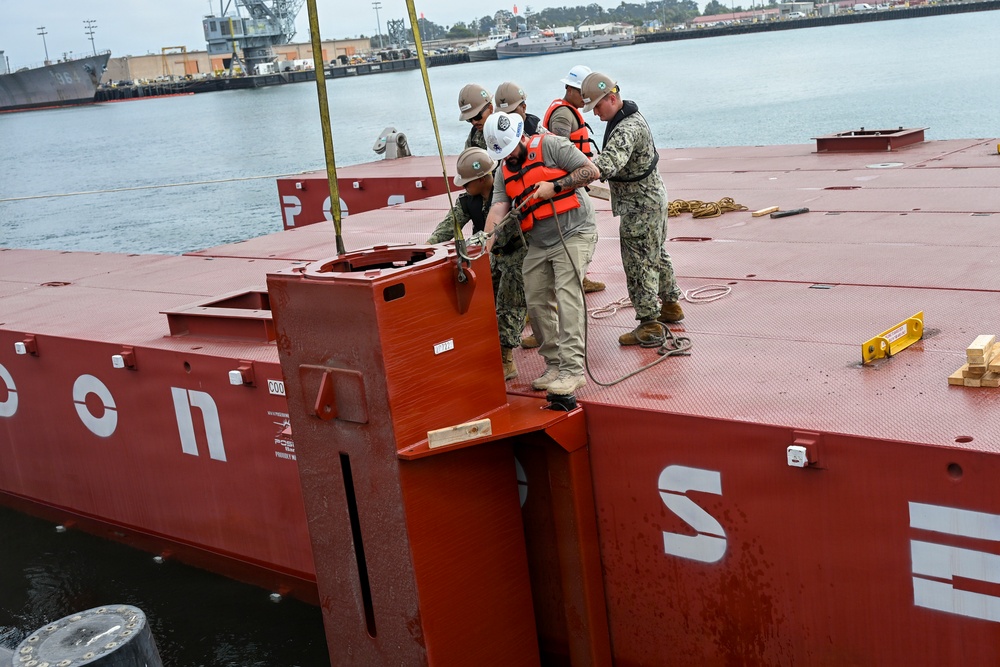 NAVFAC EXWC Tests, Evaluates Modular Barge System for Warfighter Needs