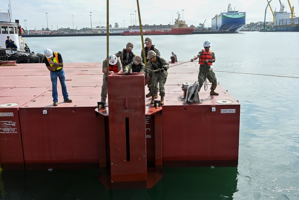 NAVFAC EXWC Tests, Evaluates Modular Barge System for Warfighter Needs