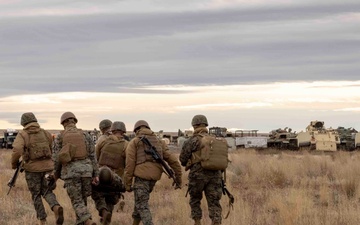 Steel Knight 25: 1st ANGLICO Marines conduct a .50-caliber machine gun range