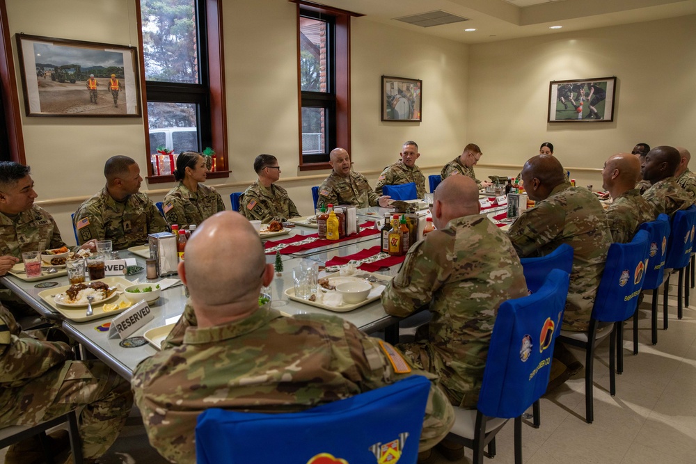 It was an honor to host Eighth Army Command Sgt. Maj. Jeffery D. Weaver at Camp Carroll!