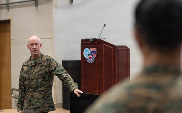 MARFORPAC Commander meets with key US-ROK leaders