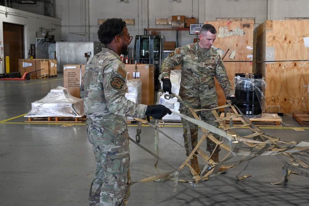 515 AMOW Command Team Visits 734 AMS at Andersen AFB