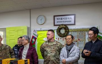 A Heartwarming Holiday Visit with Our Community!