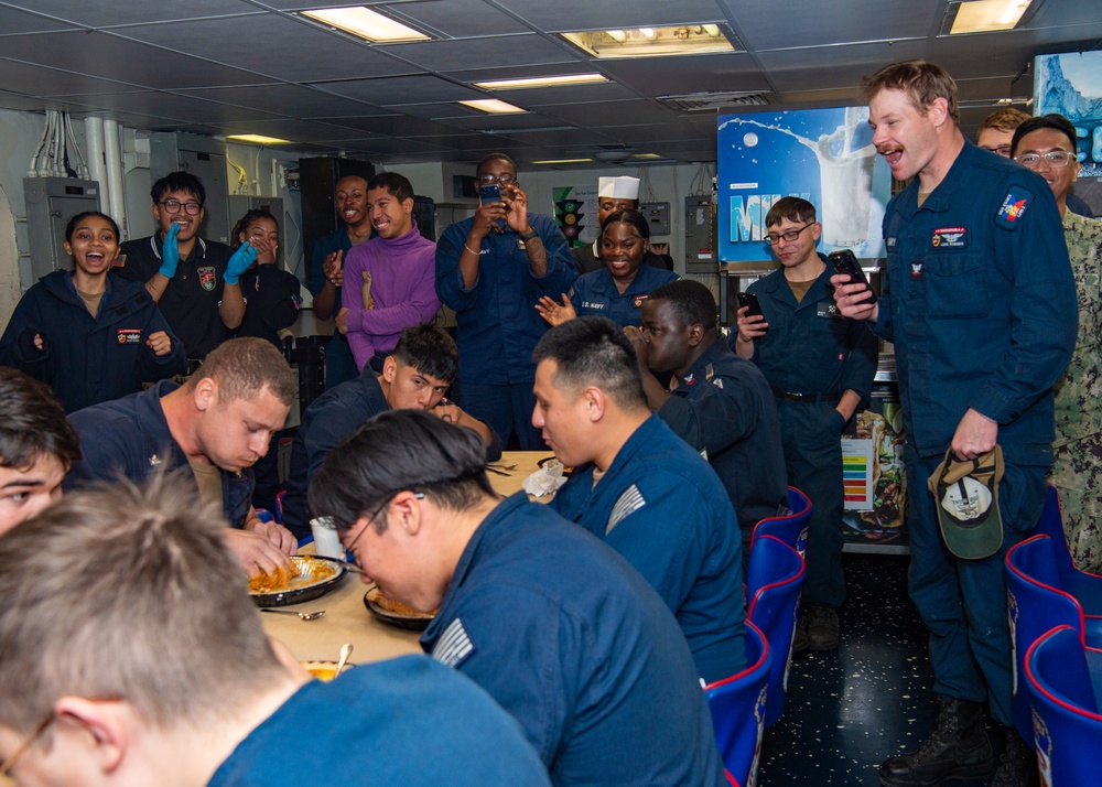 MWR Pumpkin Pie Eating Contest