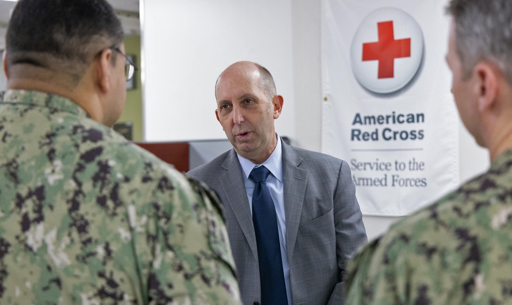 Acting Assistant Secretary of War for Health Affairs Dr. Stephen Ferrara Visits USNH Yokosuka