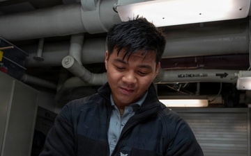 Abraham Lincoln conducts routine operations