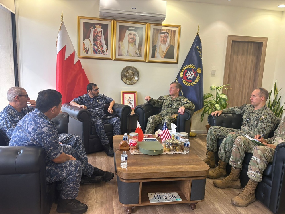 CNREURAFCENT Visits NSA Bahrain